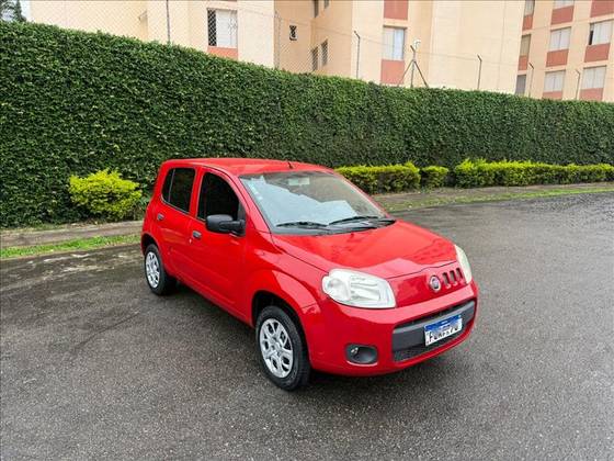 FIAT UNO 1.0 EVO VIVACE 8V FLEX 4P MANUAL FIAT UNO 1.0 EVO VIVACE 8V FLEX 4P MANUAL